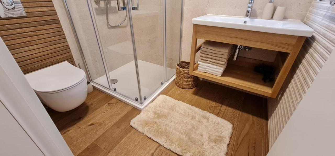 Lolita Apartma